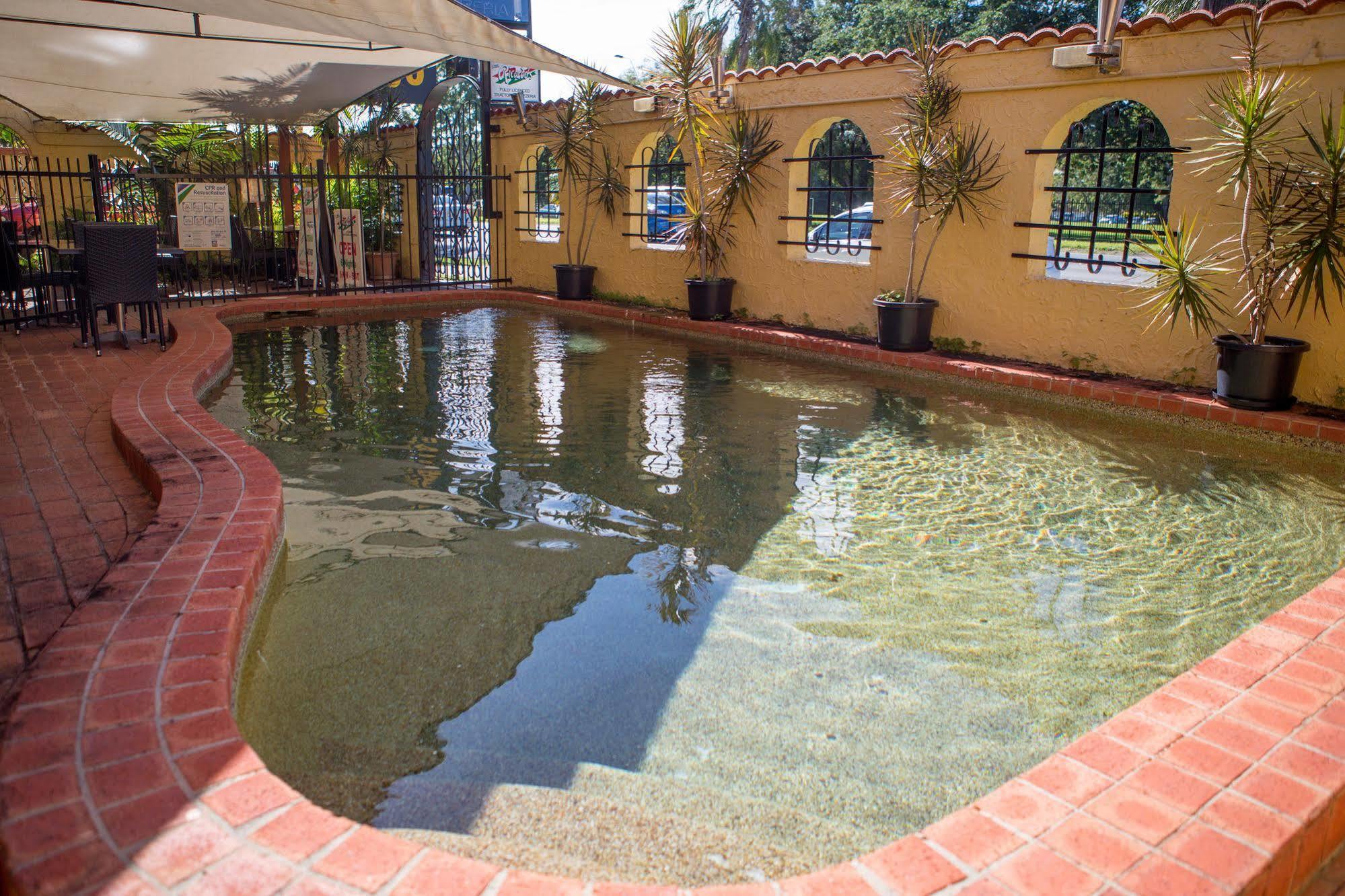 Adobe Motel Cairns Kültér fotó